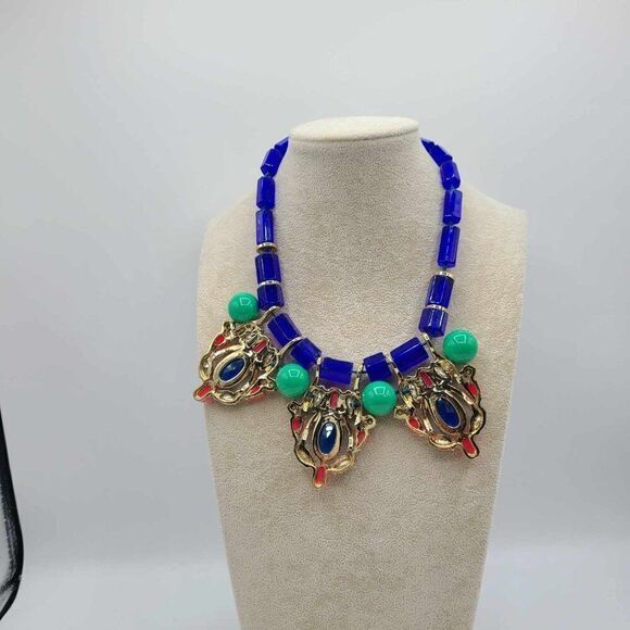 J Crew Chunky Multicolor Lucite or Resin Crystal Necklace NEW!  NWOT! - Picture 6 of 10